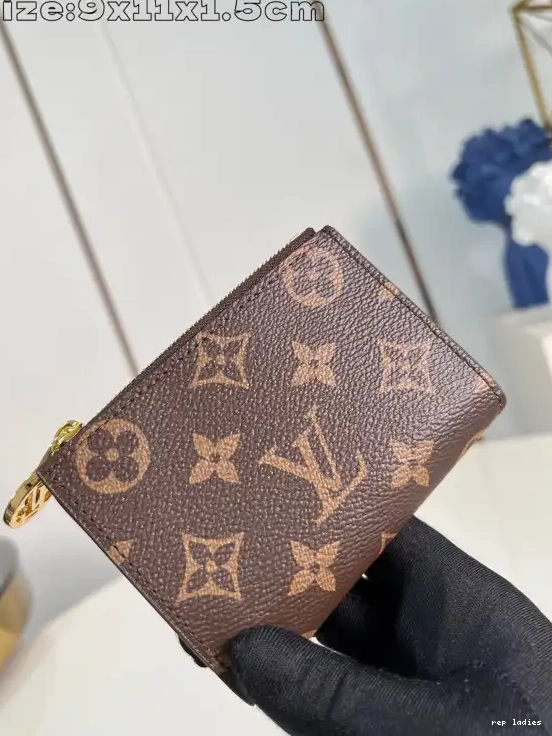 Cheap Wallet 9*11.5*1.5CM - VUITTON LOUIS Lisa 0608